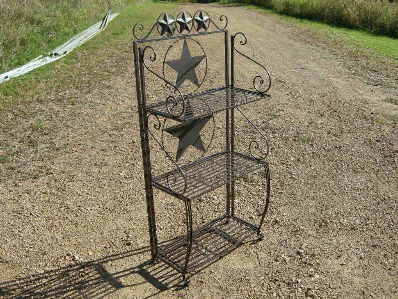 lot 28 image: Metal Star Folding Bakers Rack