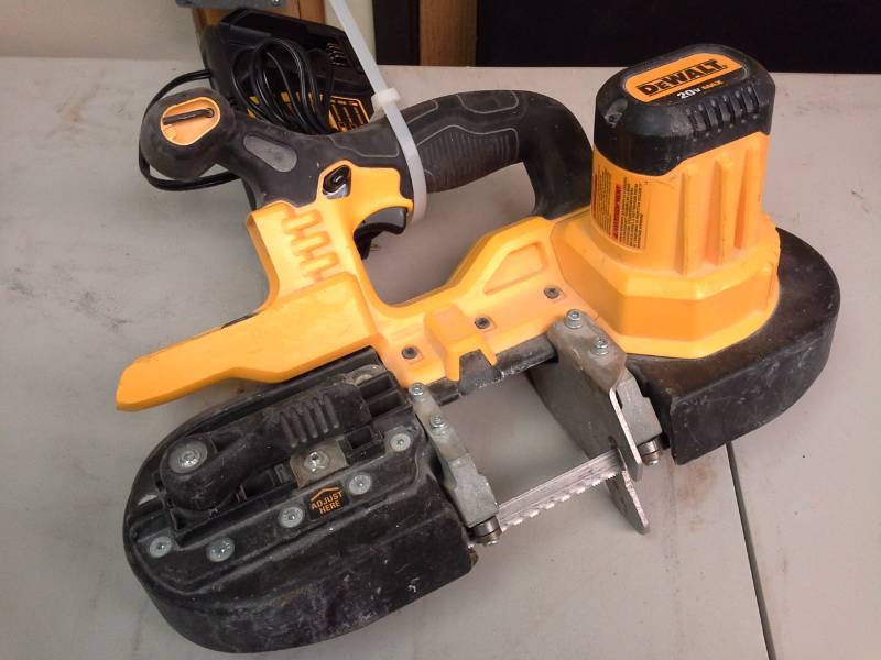 lot 138 image: DeWalt DCS371 20VDC Cordless Band Saw