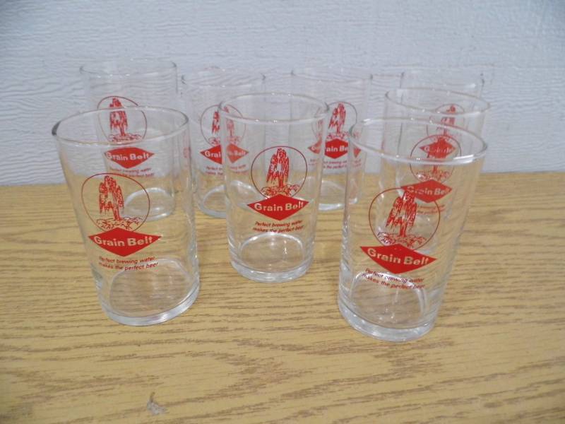 Lot of 8 Grainbelt Glasses