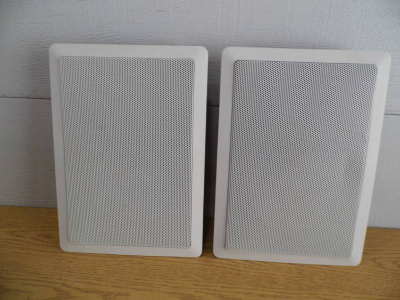 2 Speakers