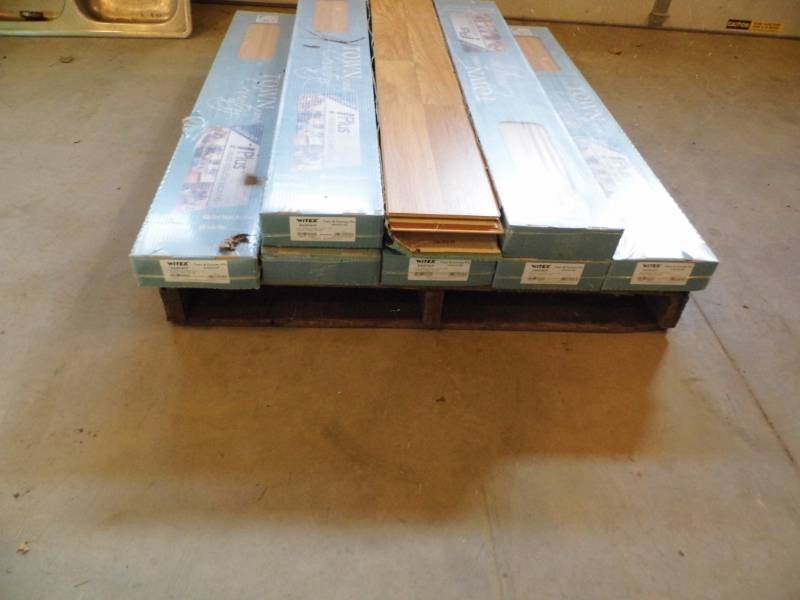 Laminate Flooring