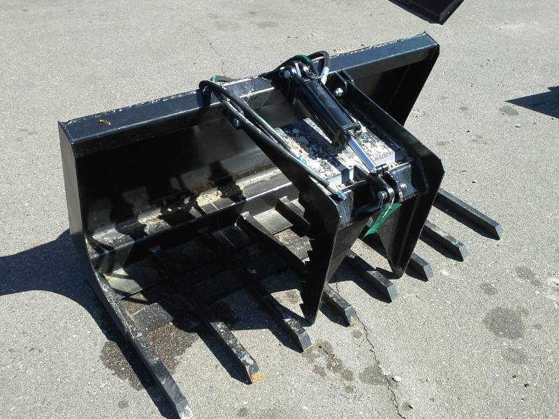 60 Single Grapple Bucket (Skid Steer Attachment)