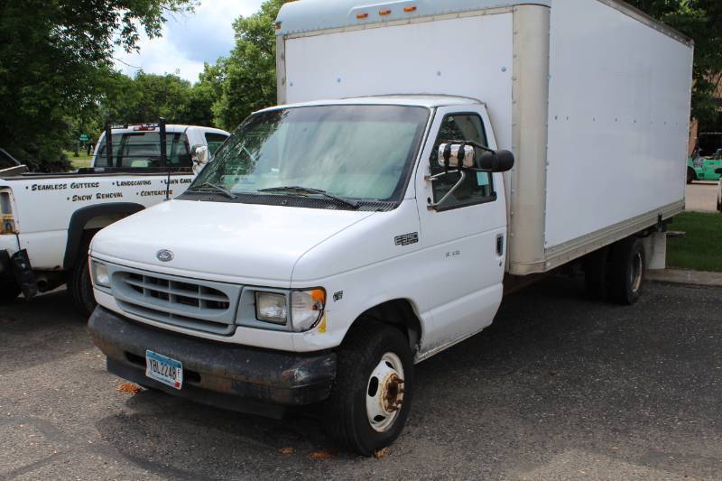 2002 Ford Econoline E350 Super Duty Box Truck Blaine