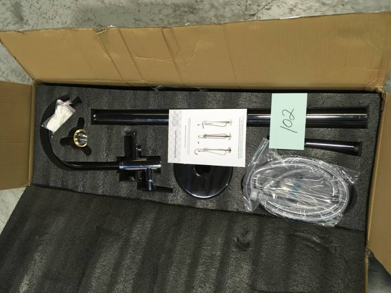 lot 102 image: AKDY 1-Handle Freestanding Floor Mount Roman Tub Faucet Bathtub Filler with Hand Shower - open box
