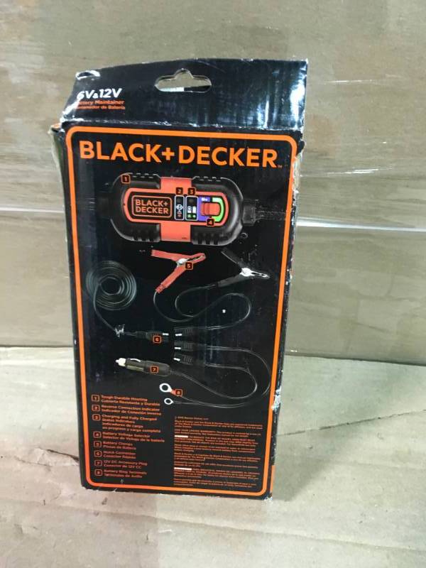 lot 147 image: BLACK & DECKER Battery MaintainerTrickle Charger BM3B 500W Power Converter USB- open box