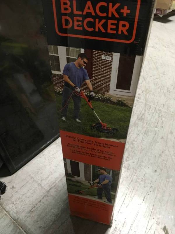 lot 113 image: BLACKDECKER 12 in. 6.5 Amp Corded Electric Straight Shaft Single Line 3-in-1 String Grass TrimmerLawn EdgerPush Mower