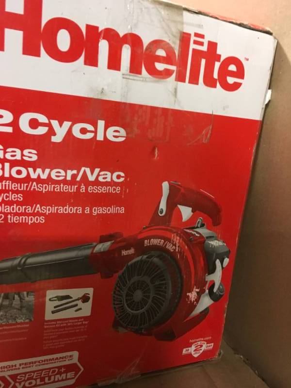 lot 137 image: Homelite 150 MPH 400 CFM 26cc Gas Handheld Blower Vacuum  USED