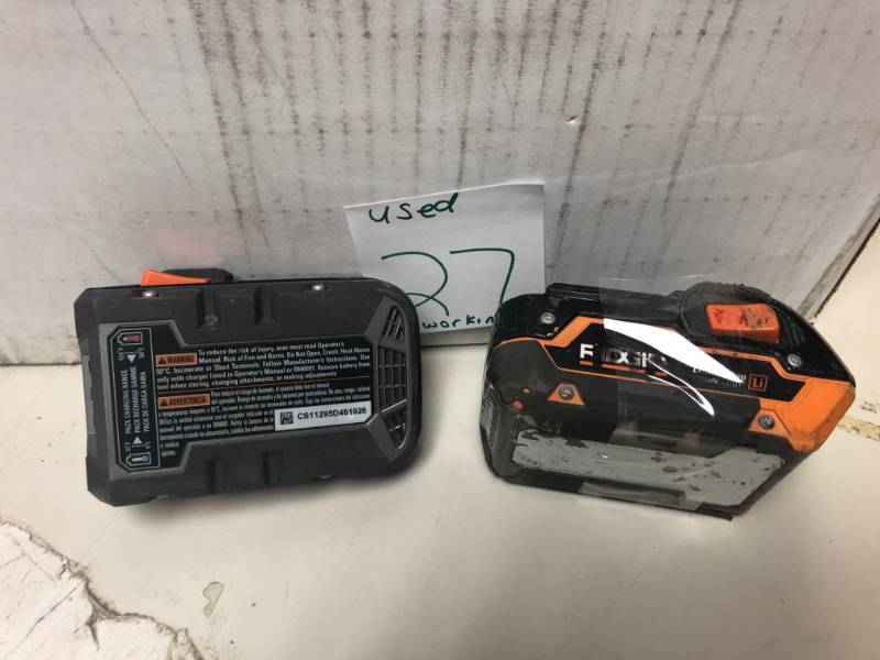 lot 27 image: (LOT OF 2) Ridgid 18V Lithium Ion Battery Pack R840083 - 3.0AH  USED IN GOOD WORKING CONDITION