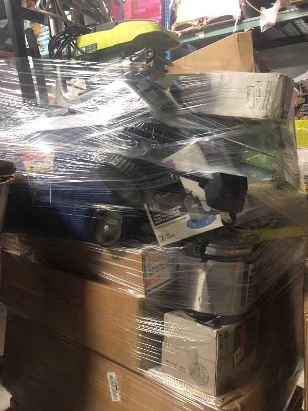 lot 165 image: Pallet with assorted salvage items some missing pcs some in need of repair