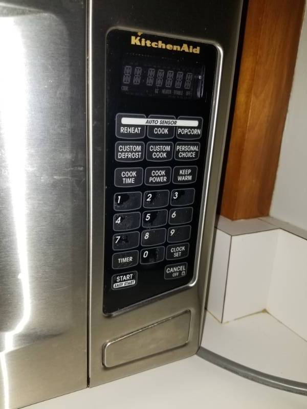 lot 25 image: KitchenAid Microwave Mo. #KCMS1555RSS