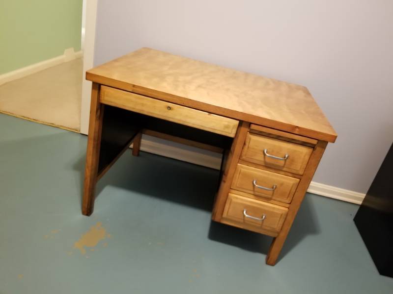 lot 17 image: Exceptional Cedar Desk and Drawers by Standard Furniture Co.