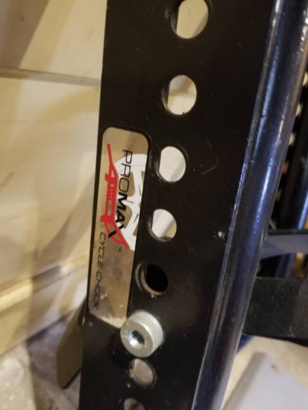 lot 35 image: Promax Motorcycle Chock with Base
