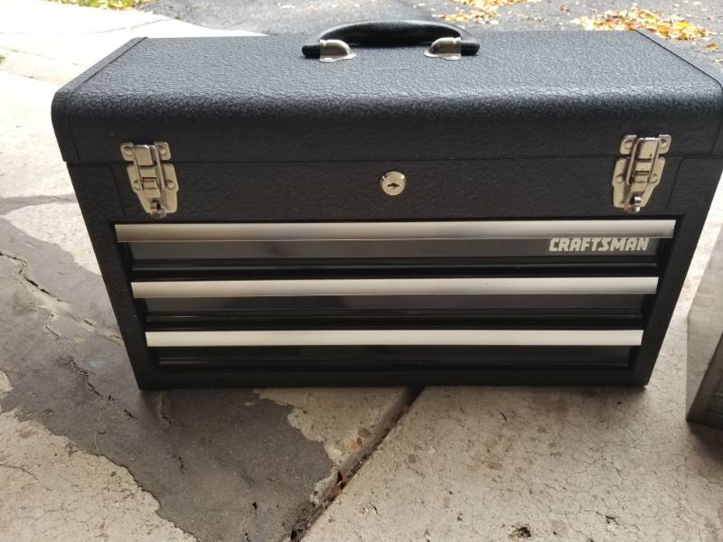 lot 66 image: Set of Three Craftsman Tool Boxes