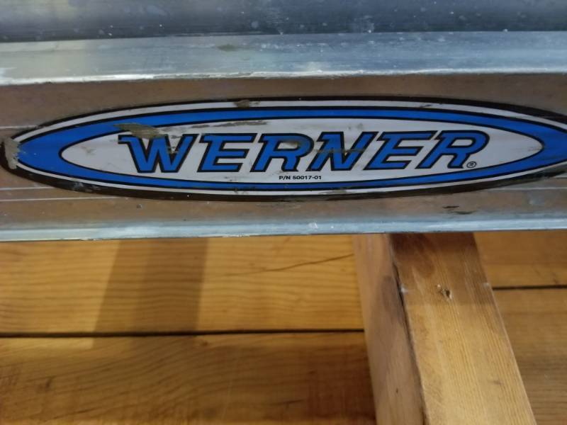 lot 50 image: Werner 16 11 Extension Ladder