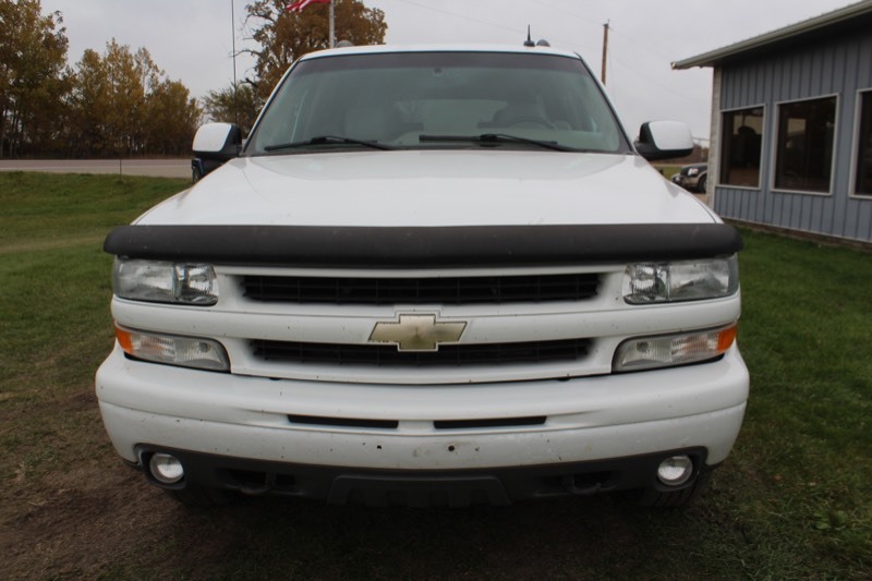 2004 Chevrolet Suburban 1500 LT 4x4