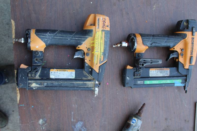 lot 256 image: Lot of (2) Bostiitch Pneumatic Nail Gun