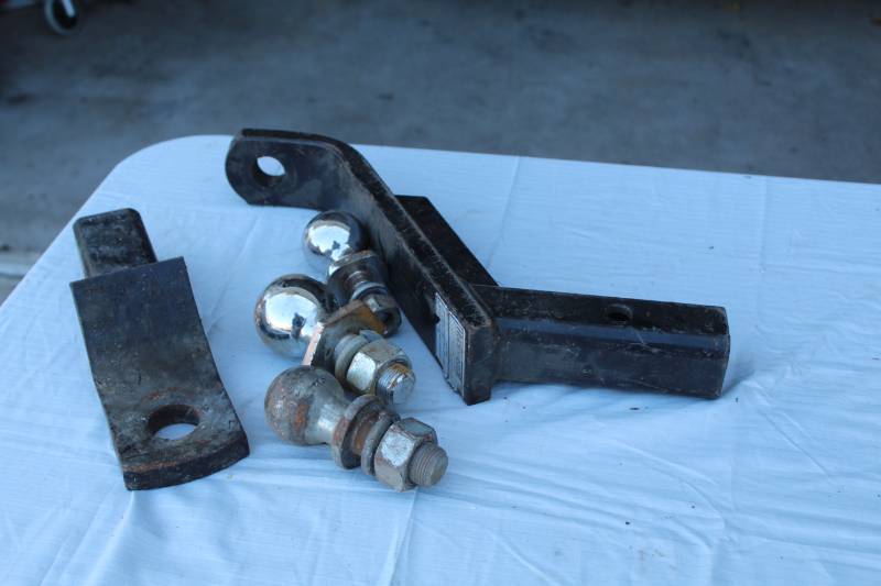 lot 278 image: Lot of (5) Hitch Balls, Hitch Assemblies