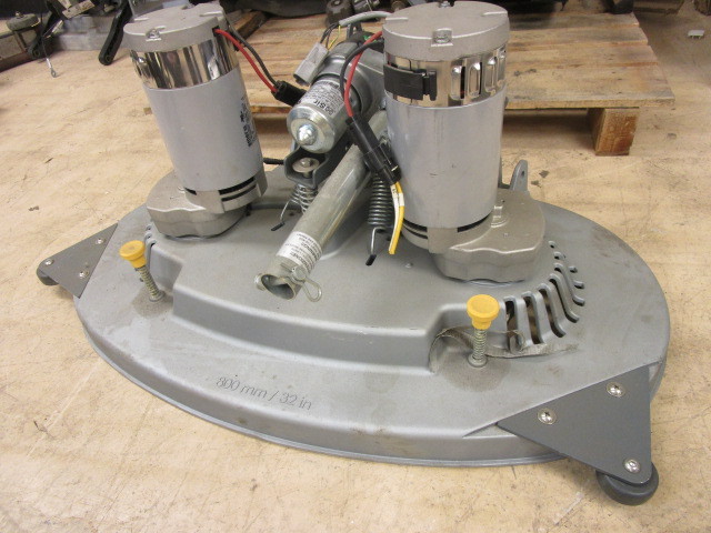TENNANT FLOOR SCRUBBER COMPONENT