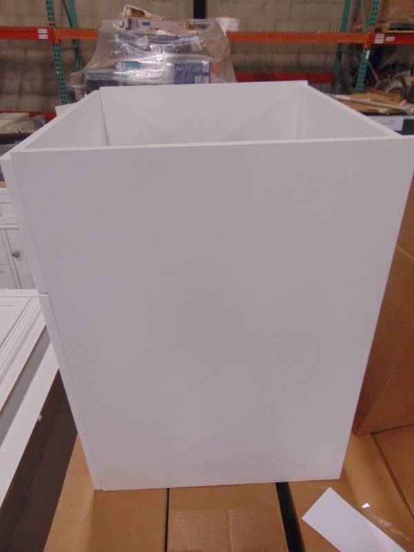 lot 33 image: Westinghouse 21.34-in x 24.17-in 1-Basin White Freestanding Cabinet Only QL292fa