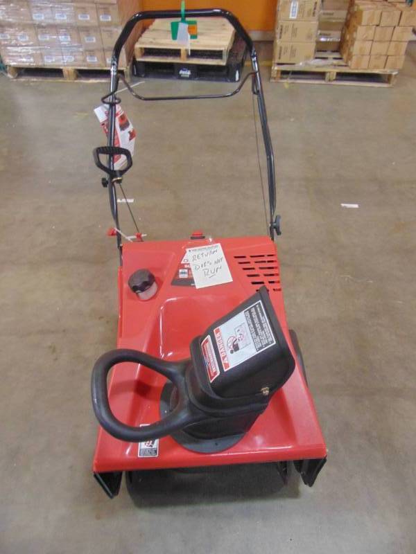lot 78 image: Troy-Bilt Squall 210 123cc 21-in Single-Stage Pull Start Gas Snow Blower S2B-210