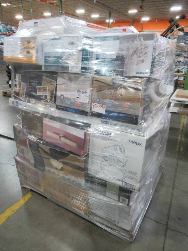 lot 304 image: WHOLESALE MIXED PALLET OF RETURNS - CEILING FANS AND LIGHTING