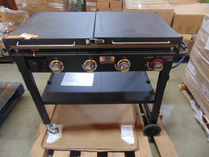 Blue Rhino Razor Black Powder Coated 4 Burner Liquid Propane Gas Griddle Grill Ggc1643l Mn Home Outlet Burnsville 110 Saturday Pick Up Only 10 00am 2 00pm No Exceptions K Bid