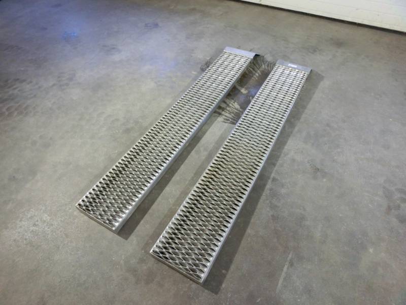 lot 290 image: Heavy duty stainless steel ramps