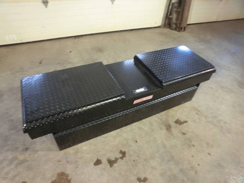 lot 296 image: Aluminum Truck box