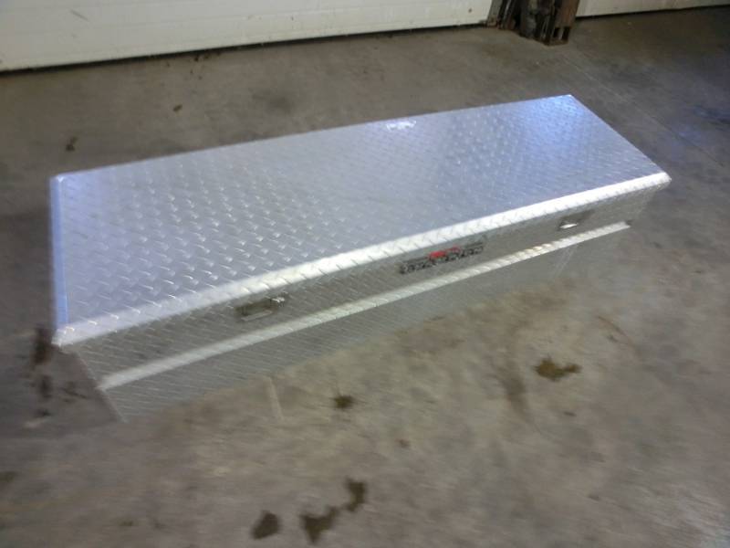 lot 297 image: Aluminum Truck box