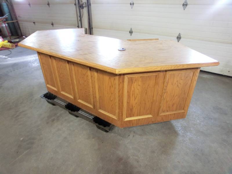 lot 312 image: Custom desk