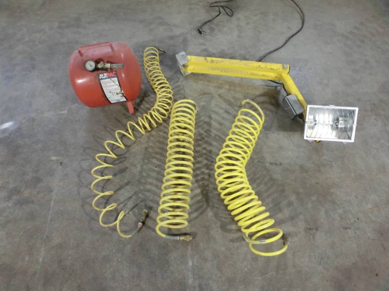 lot 313 image: Misc. shop tools