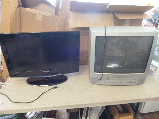 lot 71 image: 7 Televisions (TVs)