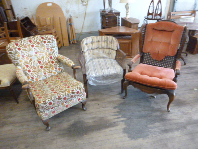 lot 15 image: 3 Chairs