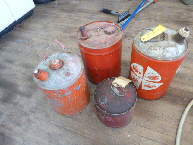 lot 38 image: 4 Gas Cans
