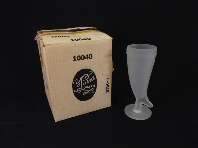 lot 39 image: Lot of UNUSED Collectible Beer Glasses