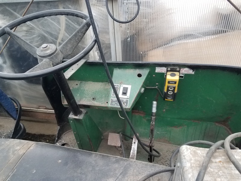 lot 6 image: Taylor Dunn 36Volt Electric Utility Cart