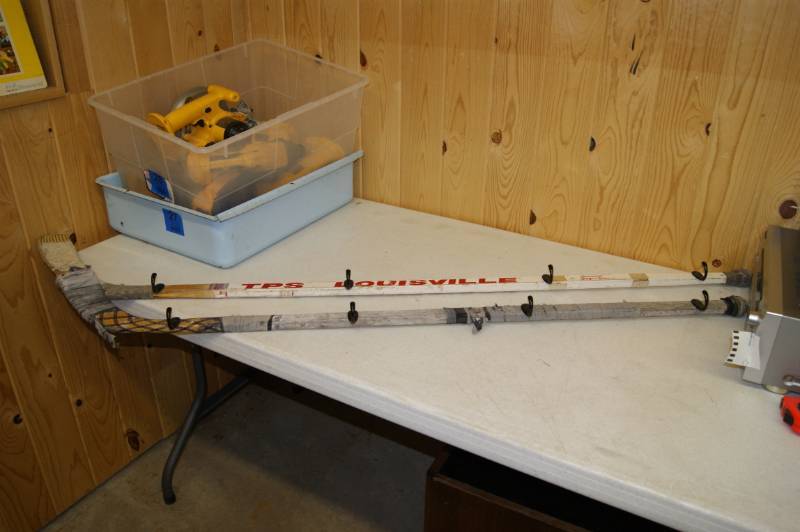 lot 35 image: Lot of 2 Hockey Stick Coat Hanger