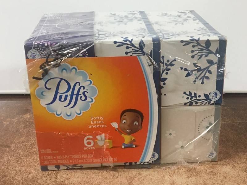 lot 14 image: Puffs Tissue
