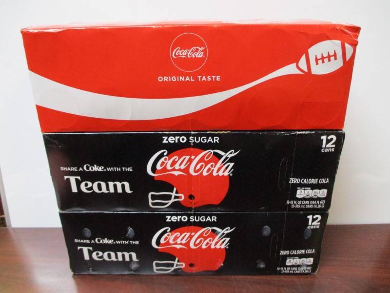 lot 20 image: Coke and Coke Zero