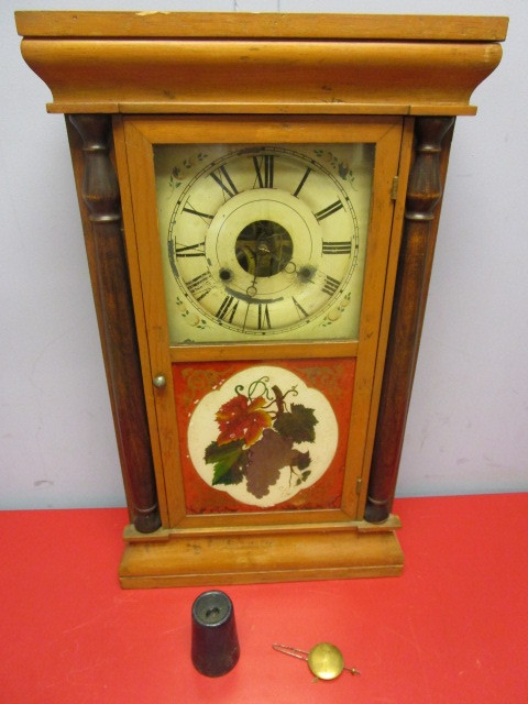 lot 707 image: SETH THOMAS SHELF CLOCK