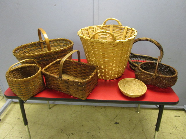 lot 726 image: WOVEN-STYLE BASKETS