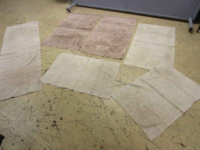 lot 740 image: DECORATIVE RUGS