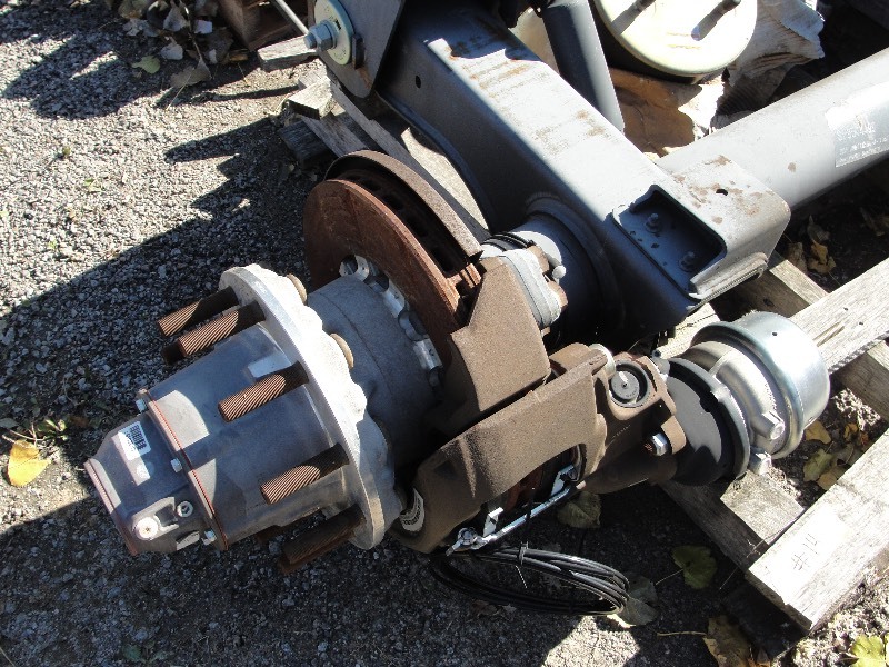 HENDRICKSON AAT20 14 RIDE HEIGHT DISC BRAKE W  AIR BAGS