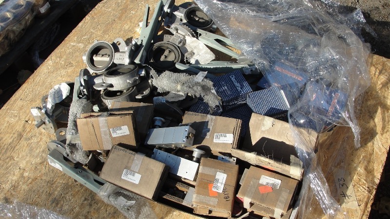PALLET WITH VALVES, HUB METERS, AIR SWITCHES
