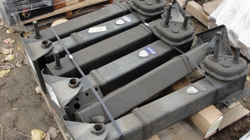 3 - SETS  HOLLAND FORMULA 150 LANDING GEAR