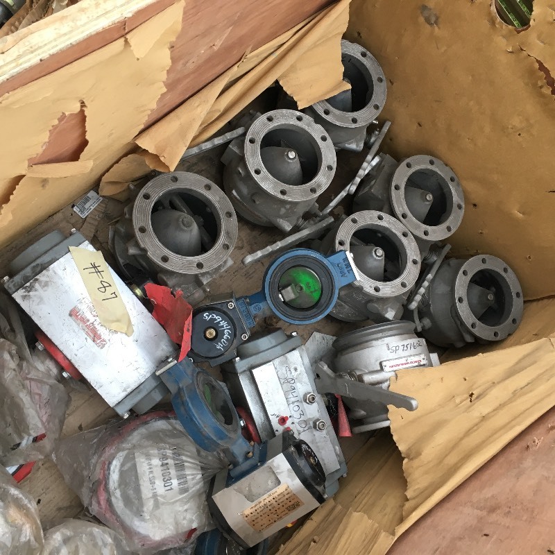 4 NON OPENABLE ALUM VALVE, 3 CAST IRON, 6 ALUMINUM BUTTERFLY VALVE