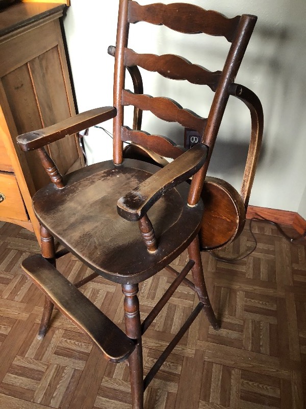 VINTAGE WOODEN HIGH CHAIR W/ REMOVABLE PORCELAIN TRAY | WHEELS -N ...