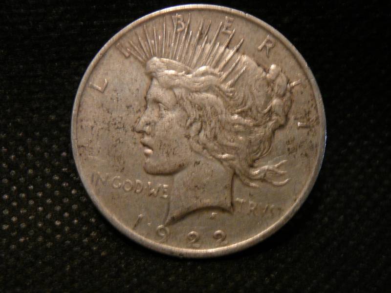 lot 49 image: 1922  Peace Dollar