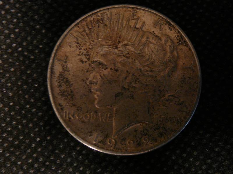 lot 64 image: 1922 Peace Silver Dollar
