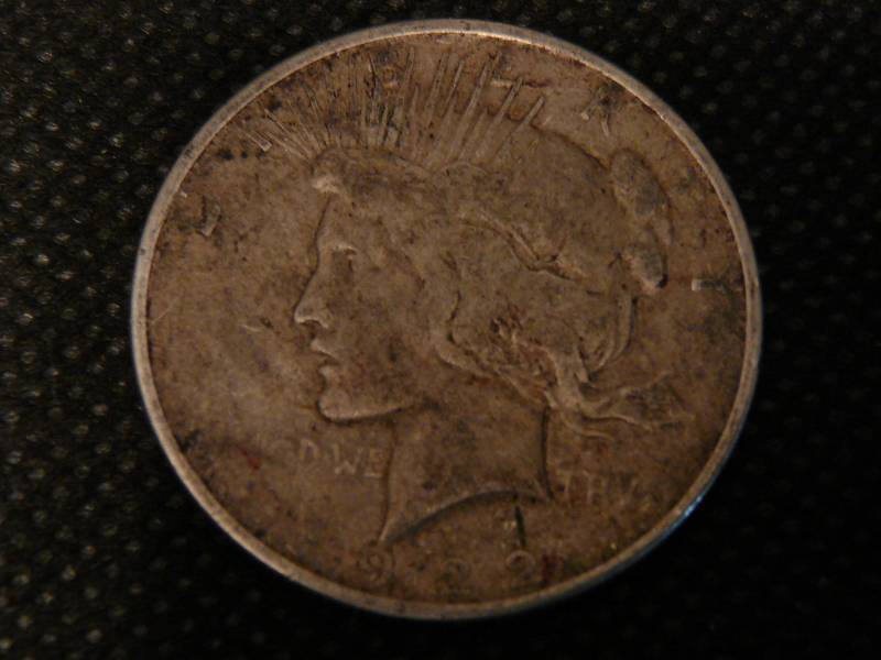 lot 71 image: 1922 Peace Silver Dollar
